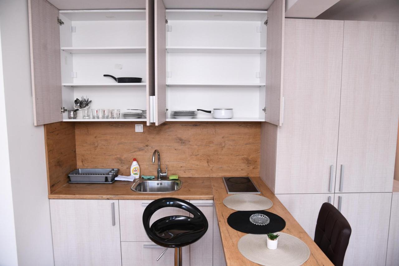 Demir Apartmani Novi Pazar Ngoại thất bức ảnh