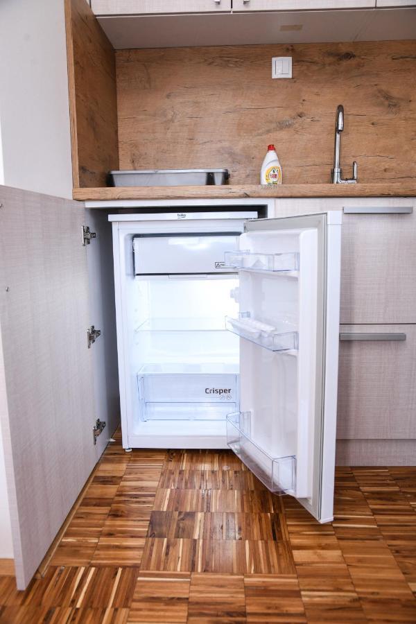 Demir Apartmani Novi Pazar Ngoại thất bức ảnh